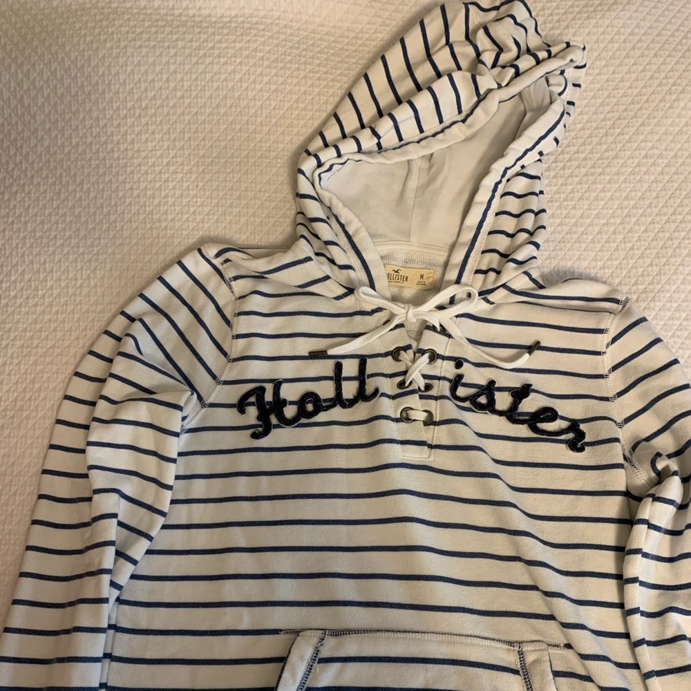 Hollister Hoodie Sweatshirt